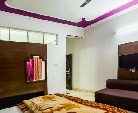 מוסורי Hotel Library Presidency מראה חיצוני תמונה